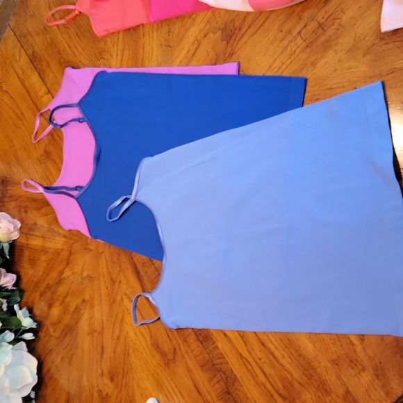 Lot of 7 Bright Color Camis (Mixed Sizes) - Picture 2 of 12